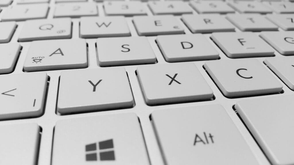 Slack Canvas – dokumenty współdzielone w workspace